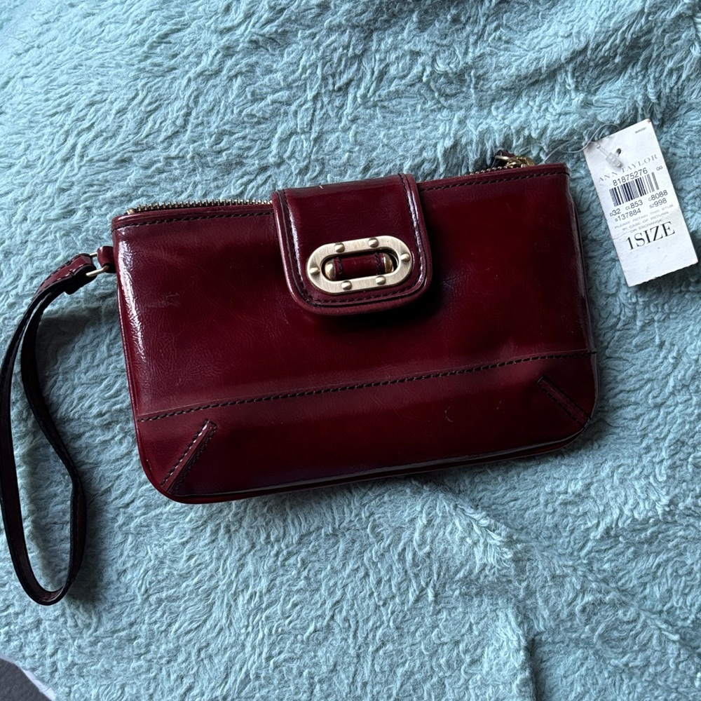 Anne Taylor Elegant Burgundy Clutch/Wristlet